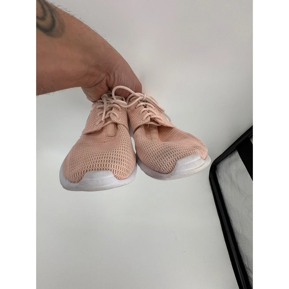 Nike Girls Roshe One GS 4.5Y Pink Peach Youth‎ Sneakers Shoes